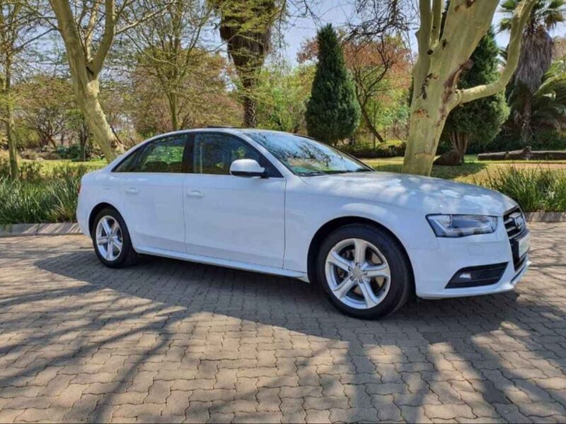 AUDI A4 2.0 TFSI S-LINE