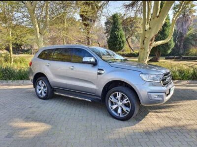 FORD EVEREST 2.2 TDCI XLT AUTO