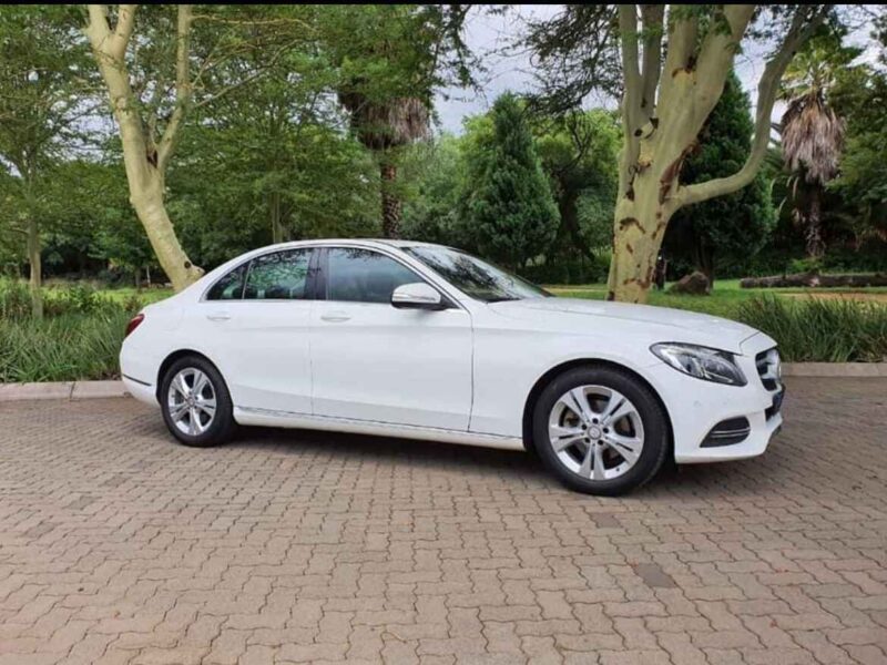 MERCEDES BENZ C-CLASS C180 AVANTGARDE AUTO